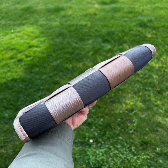 Harvey’s Original Seatbelt Wallet Clutch Bag - Picture 4 of 8